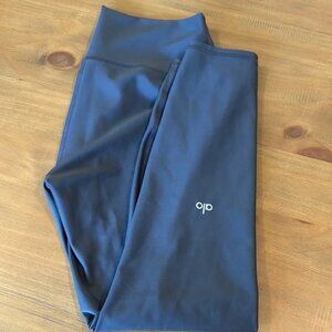ALO High-Waist Airlift Leggings, Yoga 7/8 Pants – Blue/Deep Teal (Size M)